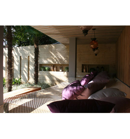 CasaCor Bia e Eduardo Mera-Parede Limestone