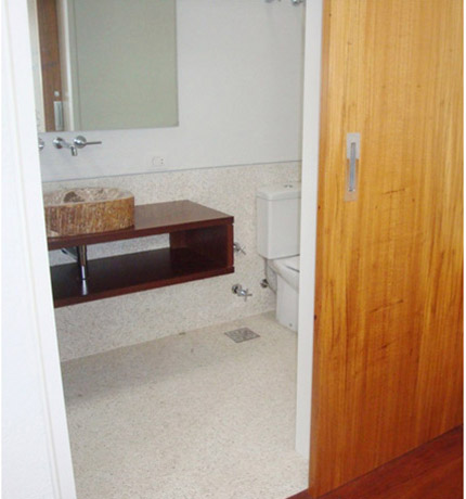 Seixo marfim mini alto de pinheiros